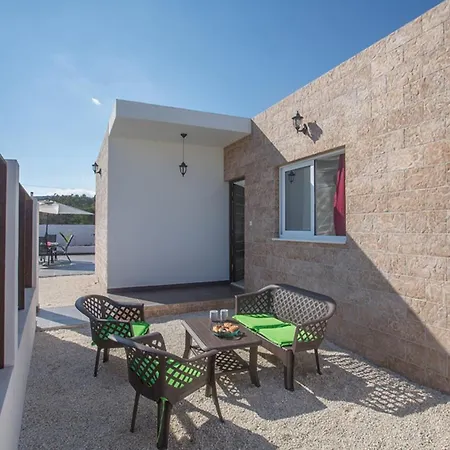 Cyprus Minutes From The Beach, 1195 Villa