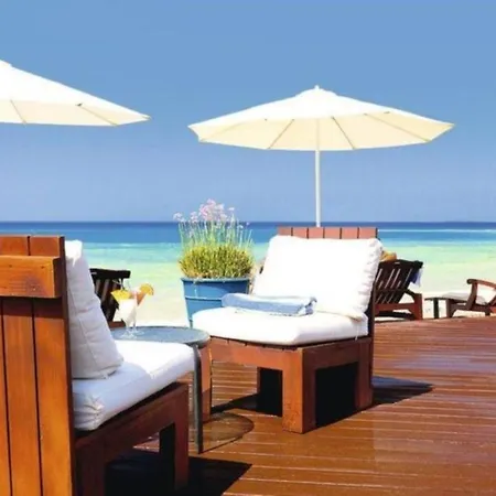 Villa Cyprus Minutes From The Beach, 1195 *